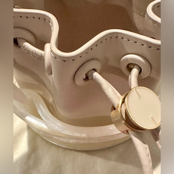 Cult Gaia
Chaya Acrylic Crossbody Bag - Picture 8 of 8